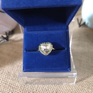 NWT Kurt Geiger Goldtone Stone Heart Cocktail Ring Size 7